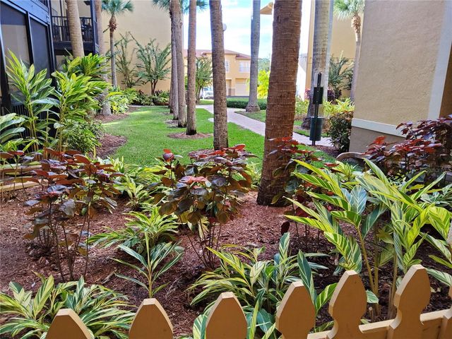 4333 BAYSIDE VILLAGE DRIVE 224, Tampa, FL 33615