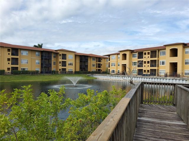 4333 BAYSIDE VILLAGE DRIVE 224, Tampa, FL 33615