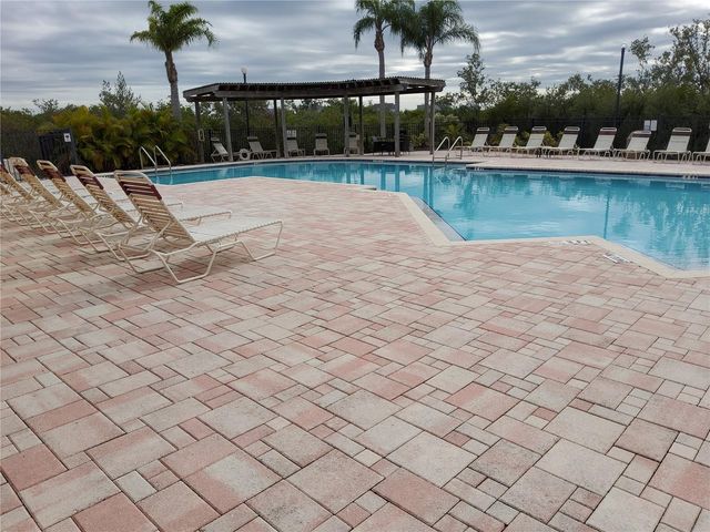 4333 BAYSIDE VILLAGE DRIVE 224, Tampa, FL 33615
