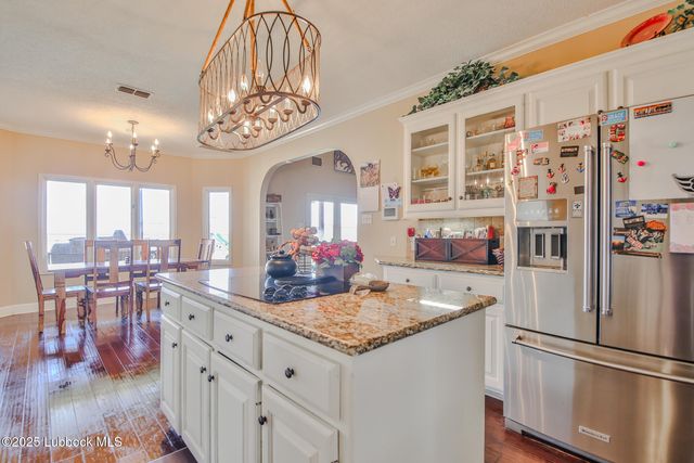 7910 County Rd 7700, Wolfforth, TX 79382