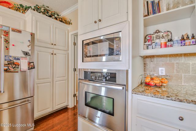 7910 County Rd 7700, Wolfforth, TX 79382