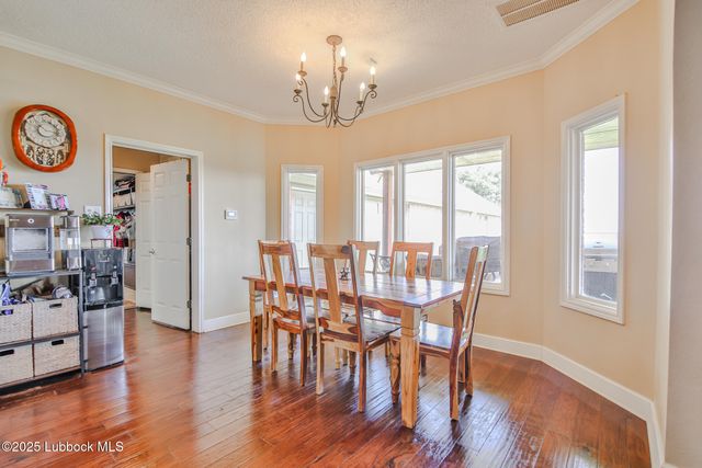 7910 County Rd 7700, Wolfforth, TX 79382