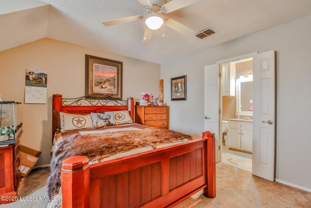 7910 County Rd 7700, Wolfforth, TX 79382