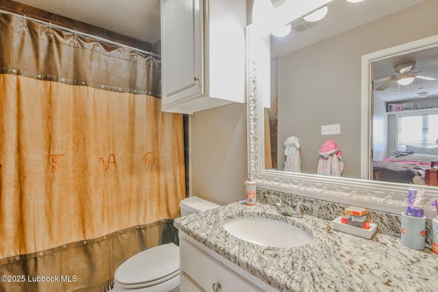 7910 County Rd 7700, Wolfforth, TX 79382