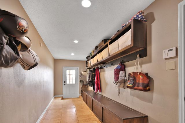 7910 County Rd 7700, Wolfforth, TX 79382