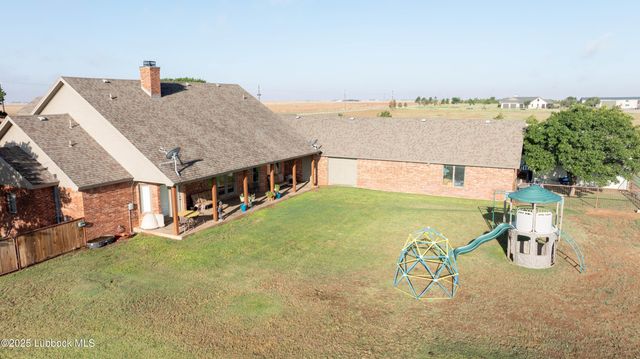 7910 County Rd 7700, Wolfforth, TX 79382