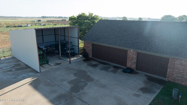 7910 County Rd 7700, Wolfforth, TX 79382