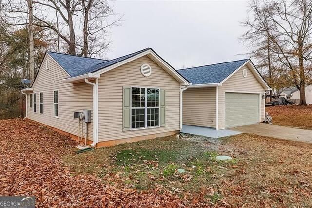1216 Dylan Way, Bethlehem, GA 30620
