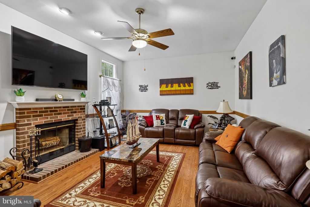 Image 12 of property listing at 3713 DEER CHASE CT, Abingdon, MD 21009