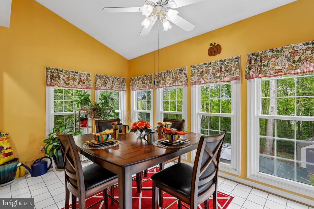 Image 6 of property listing at 3713 DEER CHASE CT, Abingdon, MD 21009