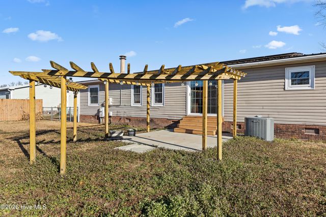 107 Kayla Court, Jacksonville, NC 28540