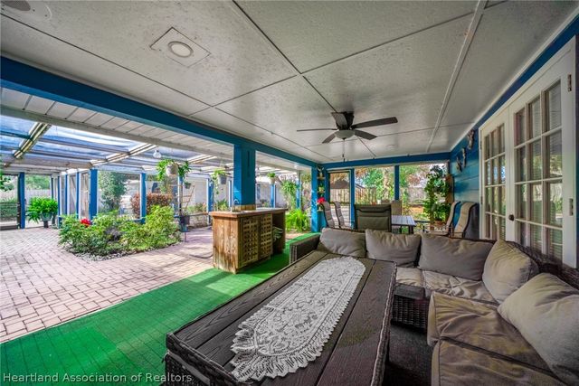 313 E Canfield Street, Avon Park, FL 33825