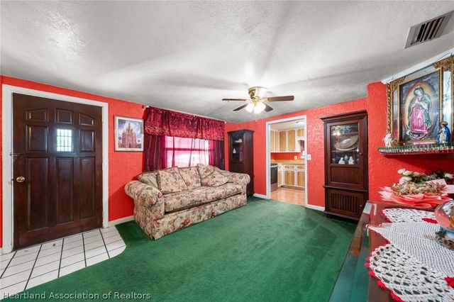 313 E Canfield Street, Avon Park, FL 33825