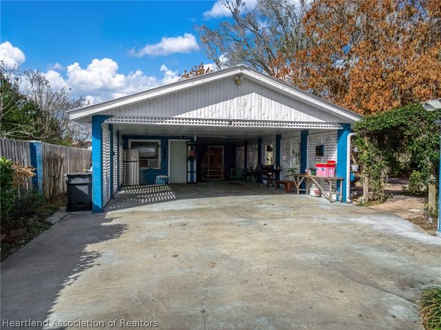 313 E Canfield Street, Avon Park, FL 33825