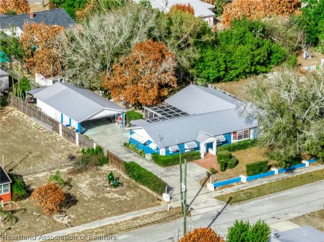 313 E Canfield Street, Avon Park, FL 33825