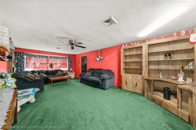 313 E Canfield Street, Avon Park, FL 33825