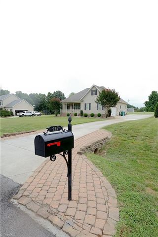 177 Winsome Laurel Lane, Reidsville, NC 27320