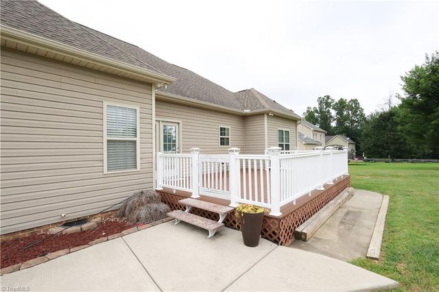 177 Winsome Laurel Lane, Reidsville, NC 27320