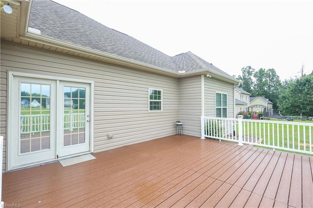 177 Winsome Laurel Lane, Reidsville, NC 27320