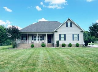 177 Winsome Laurel Lane, Reidsville, NC 27320