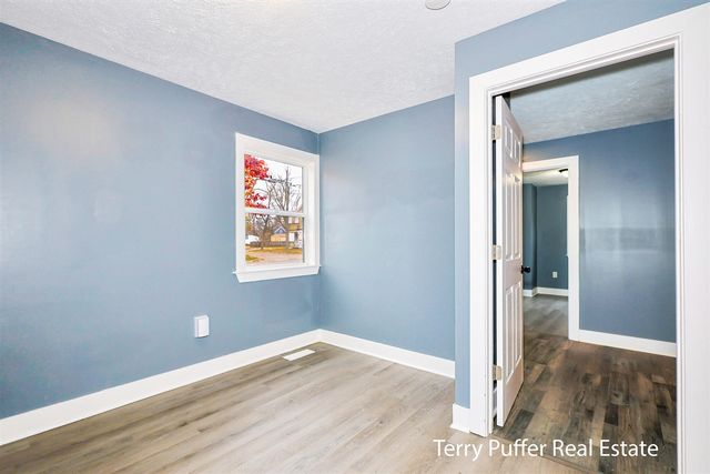 1188 Spring Street, Muskegon, MI 49442