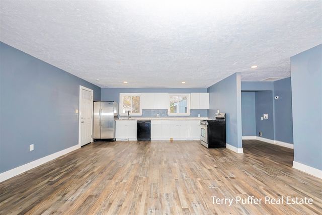 1188 Spring Street, Muskegon, MI 49442