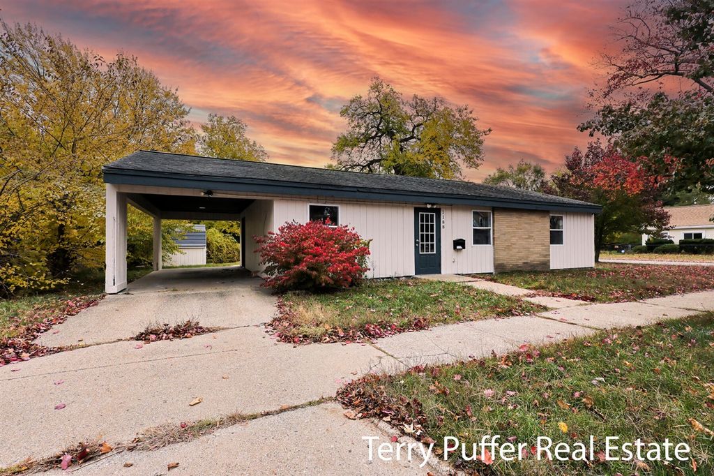 1188 Spring Street, Muskegon, MI 49442