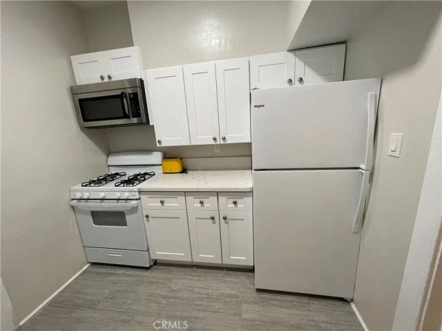 1425 W 18th St., Los Angeles, CA 90006