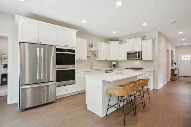 613 Field Point Street, Roberts, WI 54023