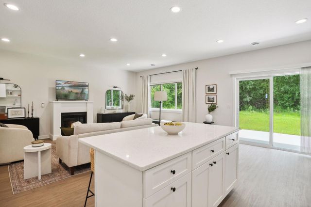 613 Field Point Street, Roberts, WI 54023