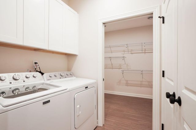 613 Field Point Street, Roberts, WI 54023