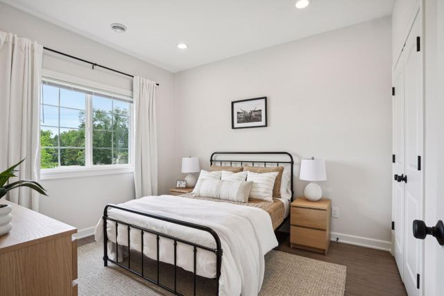 613 Field Point Street, Roberts, WI 54023