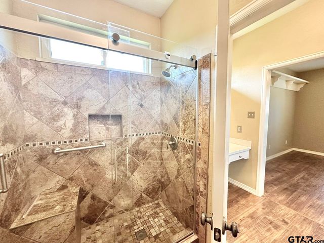 19390 Sandhill Lane, Flint, TX 75762