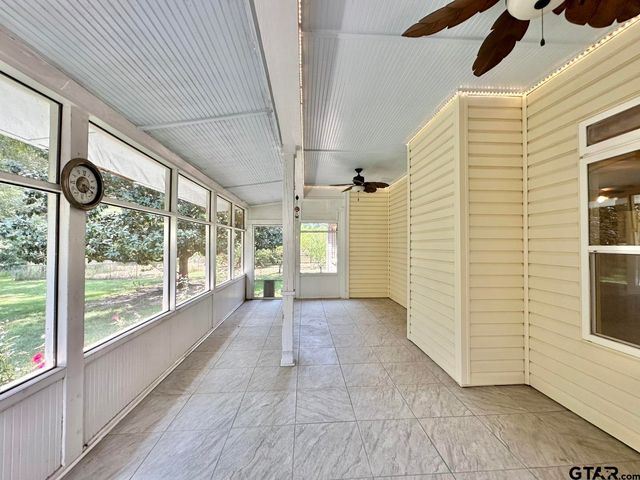 19390 Sandhill Lane, Flint, TX 75762