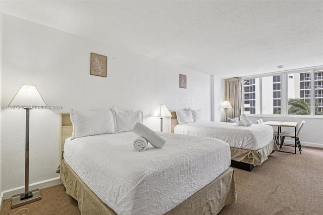 19201 Collins Ave 223, Sunny Isles Beach, FL 33160