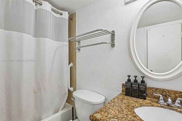 19201 Collins Ave 223, Sunny Isles Beach, FL 33160