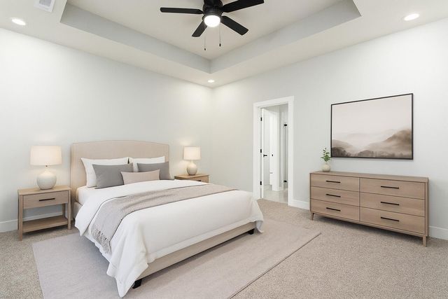 211 E Clayton Lane, Republic, MO 65738