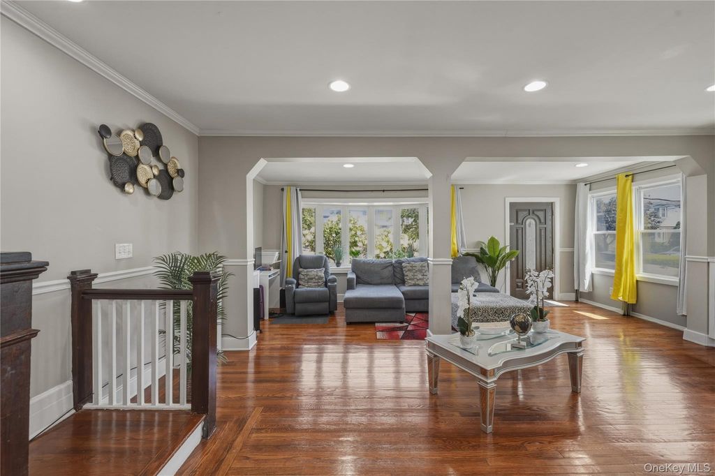 11932 195th Street, Saint Albans, NY 11412 — photo 4