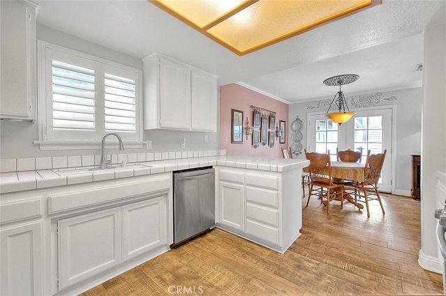 14452 Harvey Lane, Riverside, CA 92503