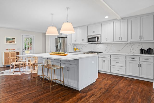 4041 Beechwood Lane, Dallas, TX 75220