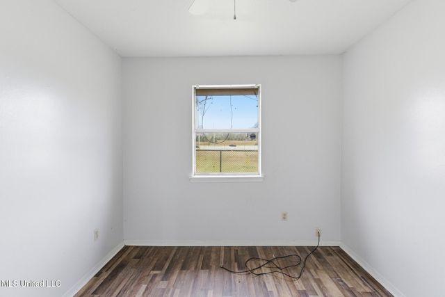 105 Hardwood Court, Hattiesburg, MS 39401