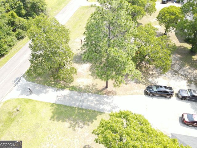 7396 Knoxville Road, Lizella, GA 31052
