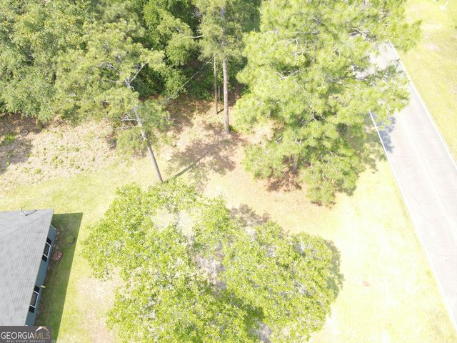 7396 Knoxville Road, Lizella, GA 31052
