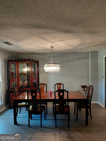 7396 Knoxville Road, Lizella, GA 31052