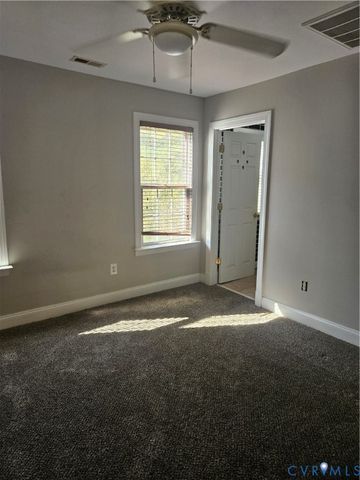 4897 Kings Pond Pl, New Kent, VA 23140