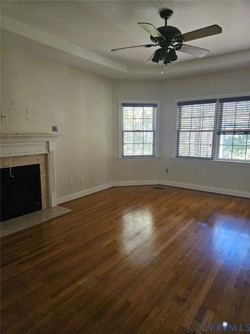 4897 Kings Pond Pl, New Kent, VA 23140