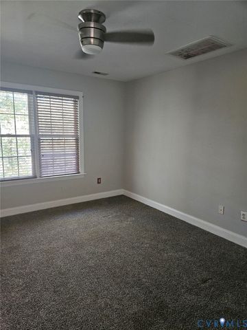 4897 Kings Pond Pl, New Kent, VA 23140