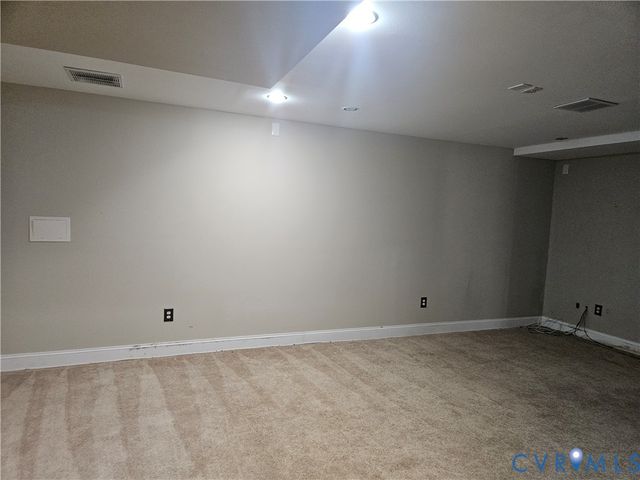 4897 Kings Pond Pl, New Kent, VA 23140