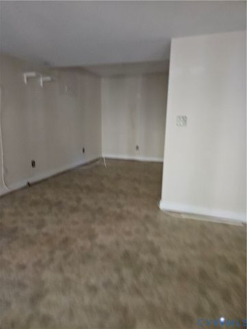 4897 Kings Pond Pl, New Kent, VA 23140