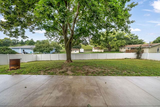 15248 PINE TERRACE Drive, Council Bluffs, IA 51503